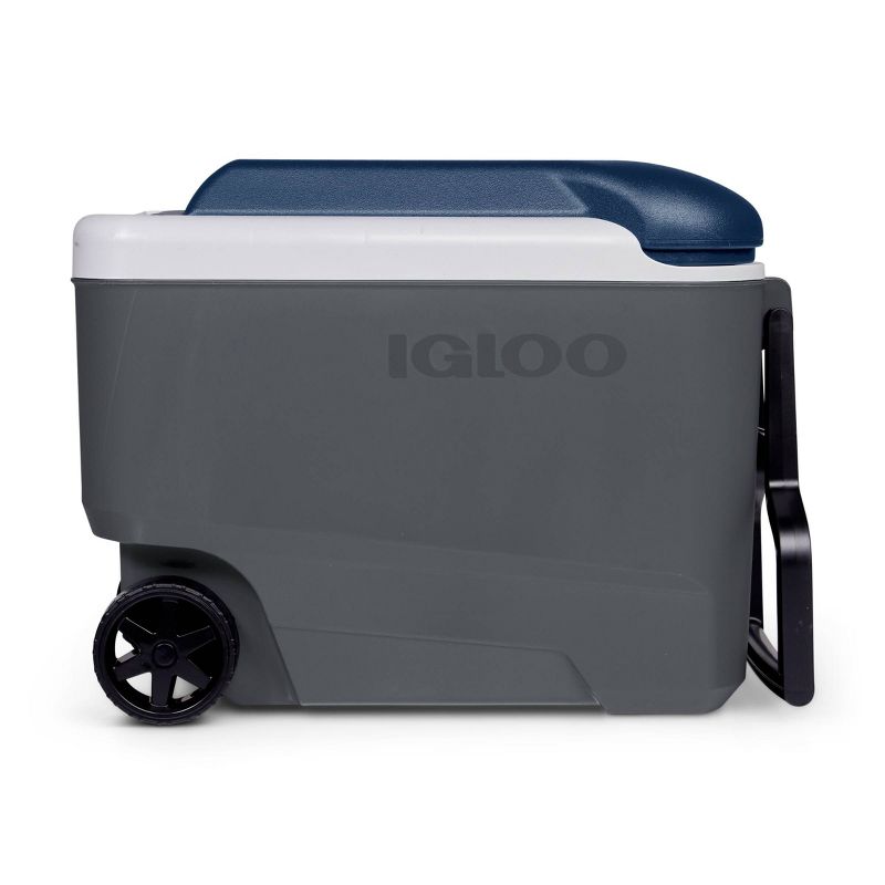 Igloo MaxCold 40qt Rolling Cooler - Carbonite, 5 of 14