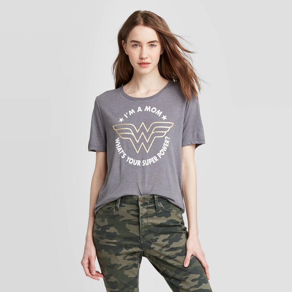 Women's Wonder Woman Super Mom Short Sleeve Graphic T-Shirt (Juniors') - Charcoal Heather M, Grey/Grey