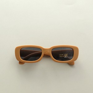 MyKids-Usa Kids Candy Color Square Frame Fashion Sunglasses - 1 of 4
