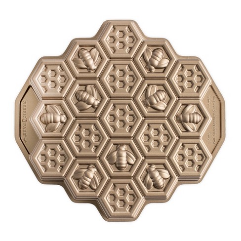 Nordic Ware Busy Bee Bitelet Pan - Toffee : Target