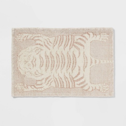 Threadery sold bath rug 30