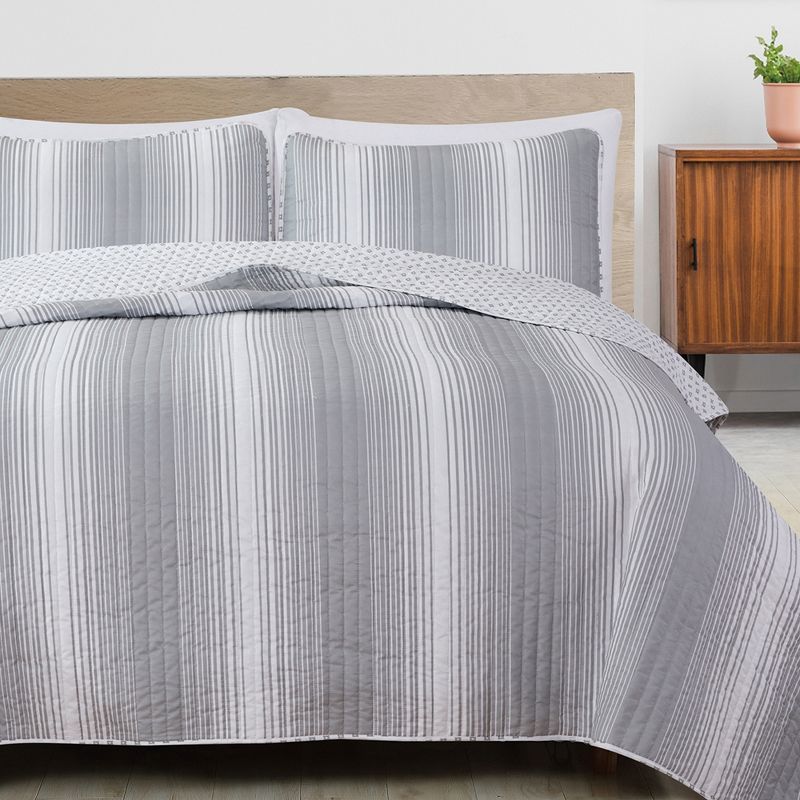 Great Bay Home Stripe Reversible Quilt Set With Shams, 1 of 6