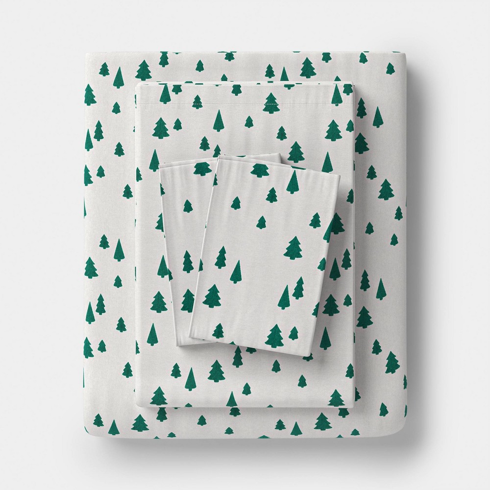 Full Christmas Holiday Flannel Sheet Set Tree Scene - Wondershop™
