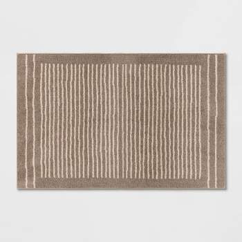 2'6"x4' Washable Knitted Stripe Accent Rug - Threshold™