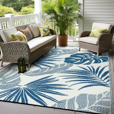 Blue Floral Reversible Synthetic 5' x 7' Outdoor Rug
