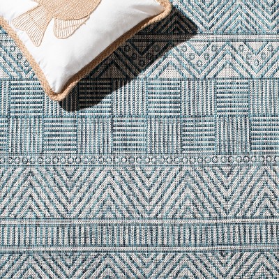 Grey and Teal Square Synthetic Indoor/Outdoor Rug