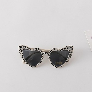 MyKids-USA Leopard Print Pattern Heart Shape Fashion Sunglasses - 1 of 3