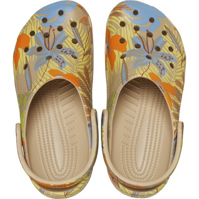 Crocs ラウントトウクラシックシュアクロック CR207303 CHAI Crocs Classic Clogs | Champs Sports
