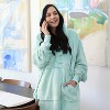 Catalonia Womens' Full Body Oversized Blanket Hoodie Sweatshirt, Extra Long Wearable Fleece Pullover, Gift for Women Wife Girlfriend - 4 of 4