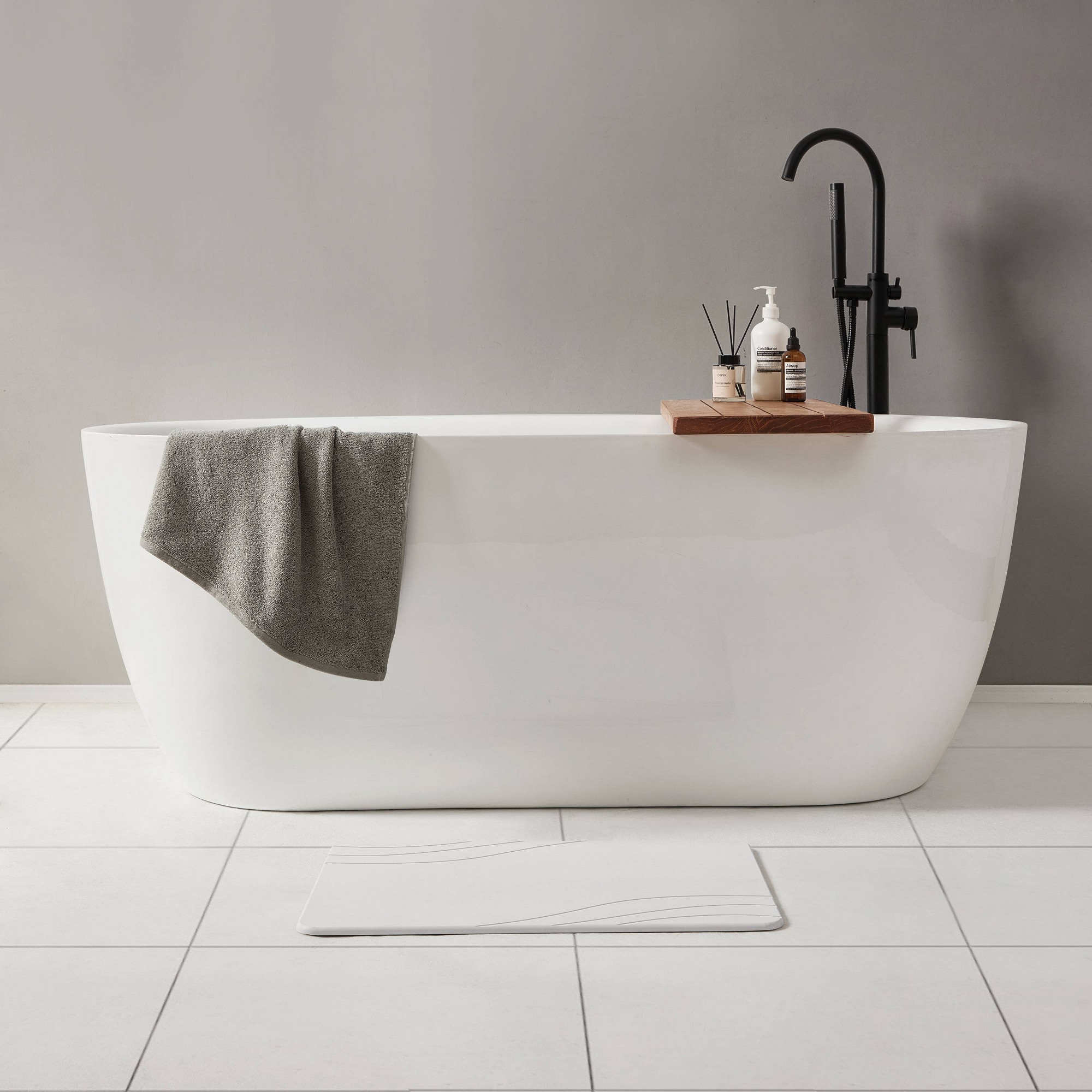 15.4"x23.6" Diatomaceous Stone Hard Bath Mat Warm White