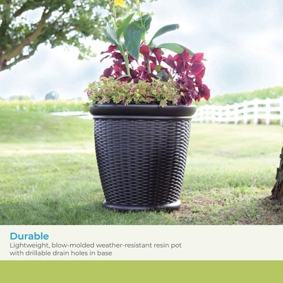 Java Brown Resin Wicker Round Indoor/Outdoor Planter Set