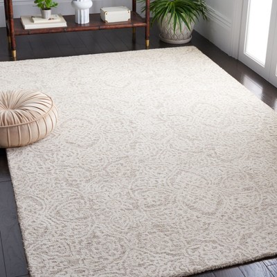 Natural Ivory Hand-Tufted Wool Round Area Rug