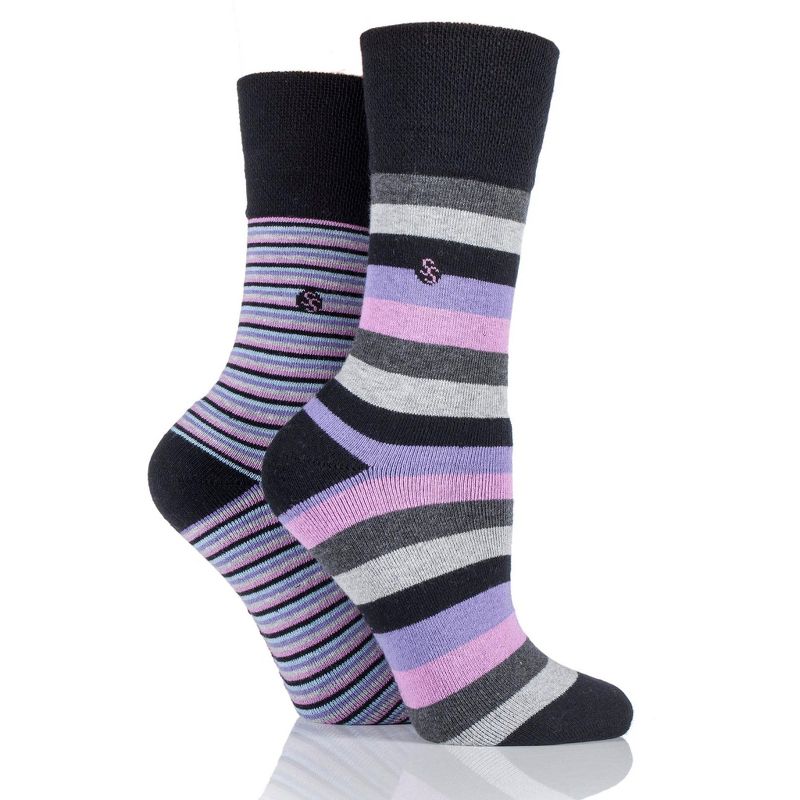 Women's Cushion Foot Stripe Sock | Size Women's 5-9 - Pink/black, 1 of 3