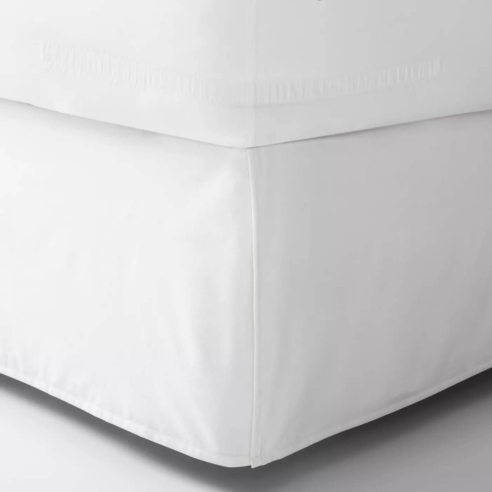 King Bedskirt White - Room Essentials