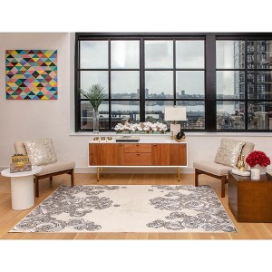 Elizabeth Sutton Vera VE30E Transitional Floral Area Rug - 1 of 4