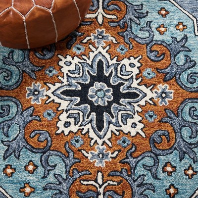 Ivory Elegance 59'' Hand-Tufted Wool Area Rug