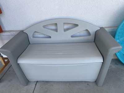 Rubbermaid Olive Patio Storage Bench