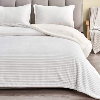 Cozy Corduroy Plush with Shearling Reverse Bed Blanket - Isla Jade