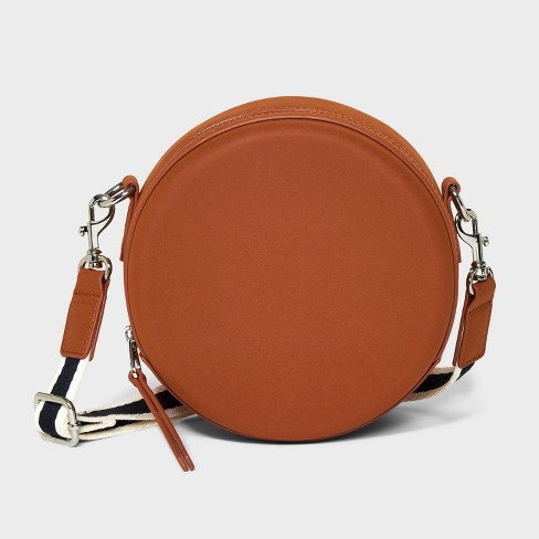 Circle 2025 canteen crossbody