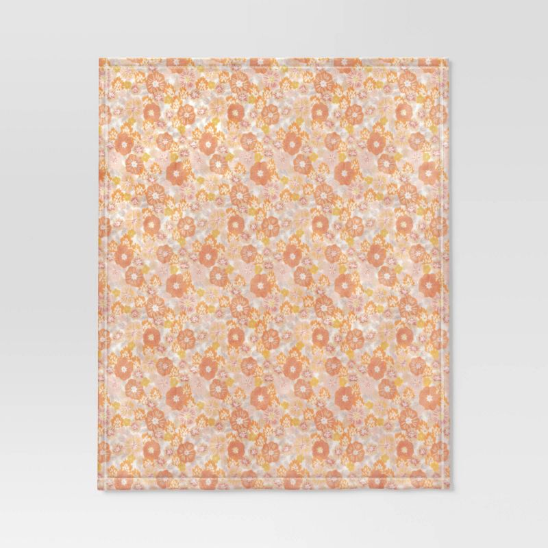 Printed Plush Floral Throw Blanket - Room Essentials™, 4 of 8