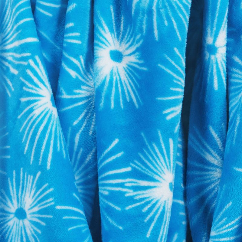 Firework Printed Plush Throw Blanket Blue/White - Sun Squad&#8482;, 3 of 4