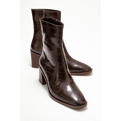 Chara - Brown Printed Block Heel Boot (Women) brown printed 8 Prologue Shoes