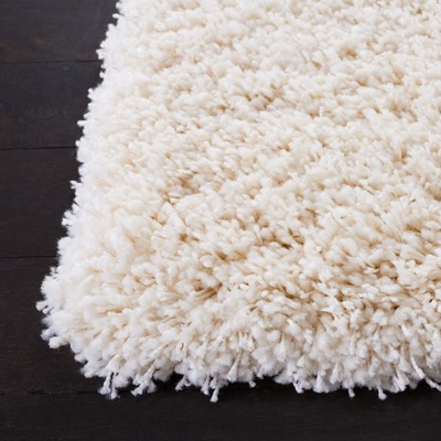 Coastal Comfort Ivory Shag Rug 5'3" x 7'6" Synthetic Blend