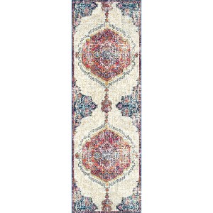 Nuloom Maranda Transitional Medallion Indoor Area Rug - 1 of 4