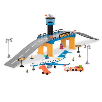 DRIVEN by Battat – Airport Playset with Toy Airplane (32pc) – Micro Series