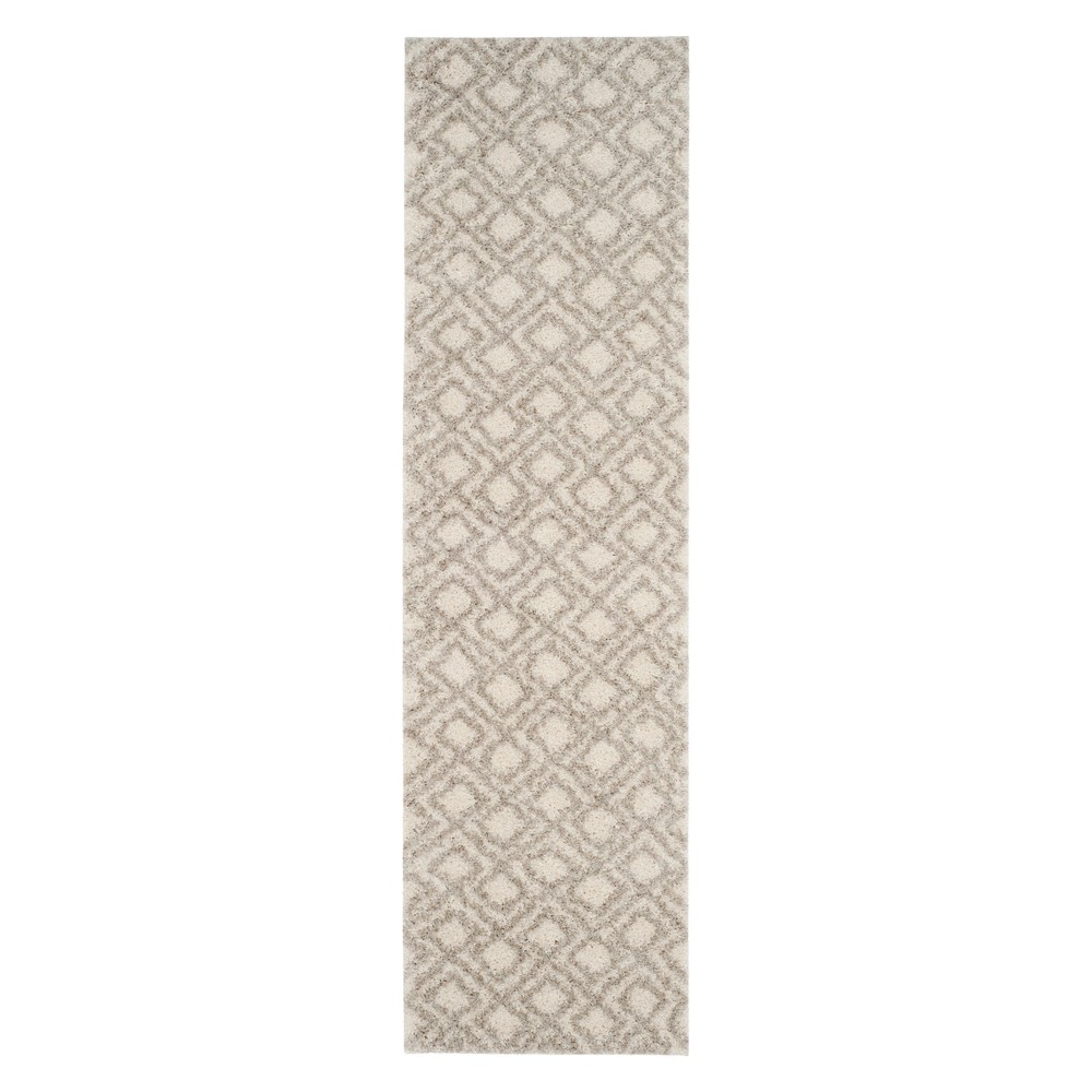 2'3inx12' Geometric Runner Ivory/Beige - Safavieh