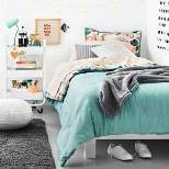College Bedroom with Gray and Bright Accent Collection - Room Essentials™
