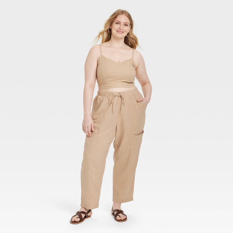 Women's High-Rise Pull-On Tapered Pants - Universal Thread™ , 4 of 7
