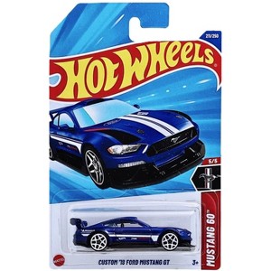 Hot Wheels Custom 2018 Ford Mustang GT Mustang 60 - 1 of 3
