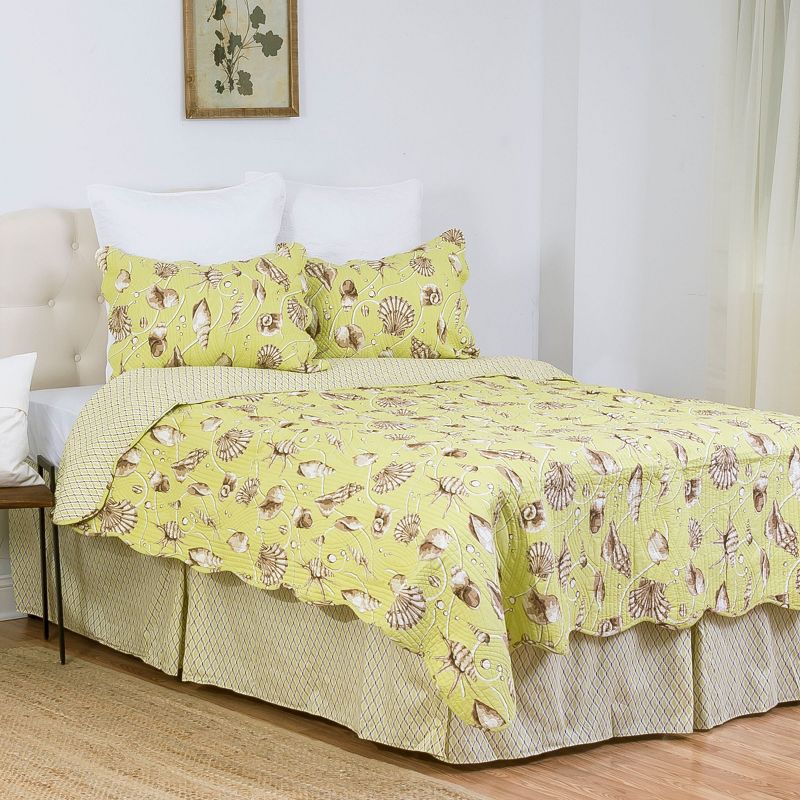 C&F Home Calypso Shells Cotton Quilt Set  - Reversible and Machine Washable, 1 of 7