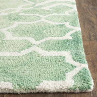 Ivory and Green Hand-Tufted Wool 8' x 10' Area Rug