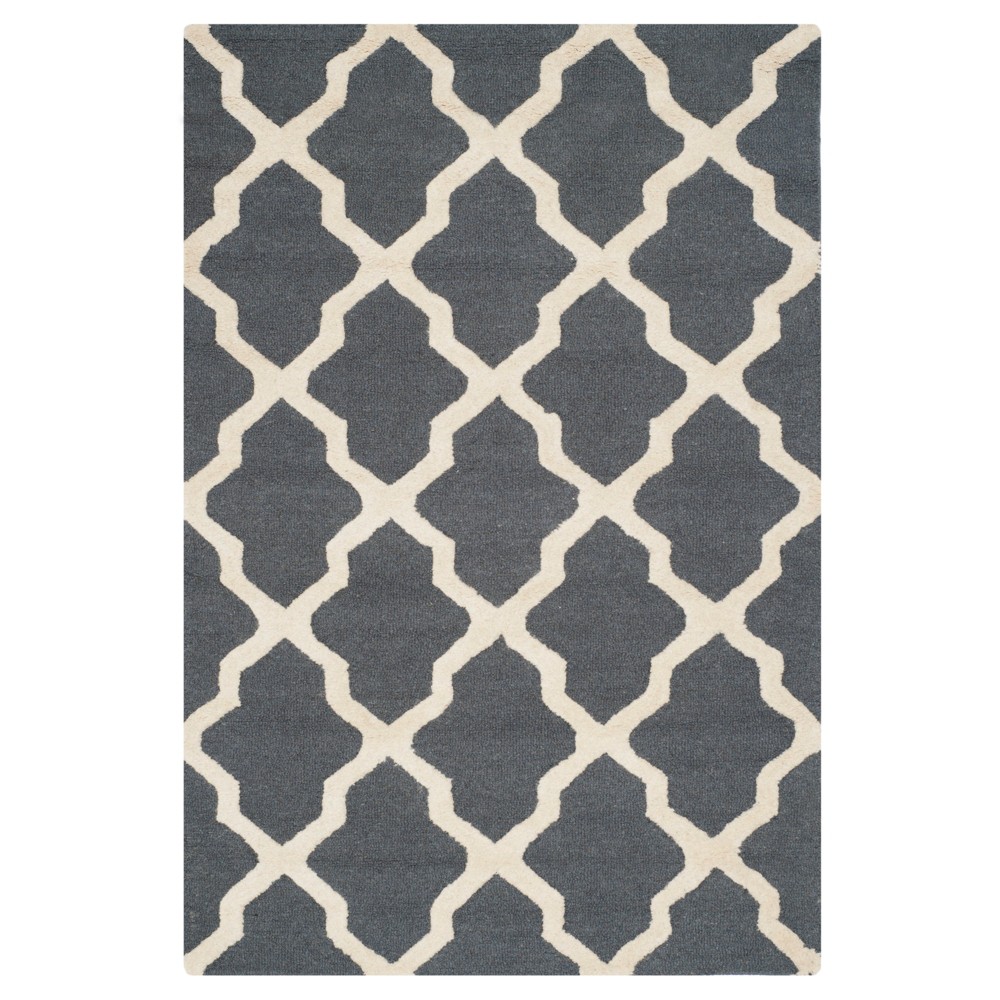 3'x5' Quatrefoil Design Accent Rug Dark Gray/Ivory - Safavieh