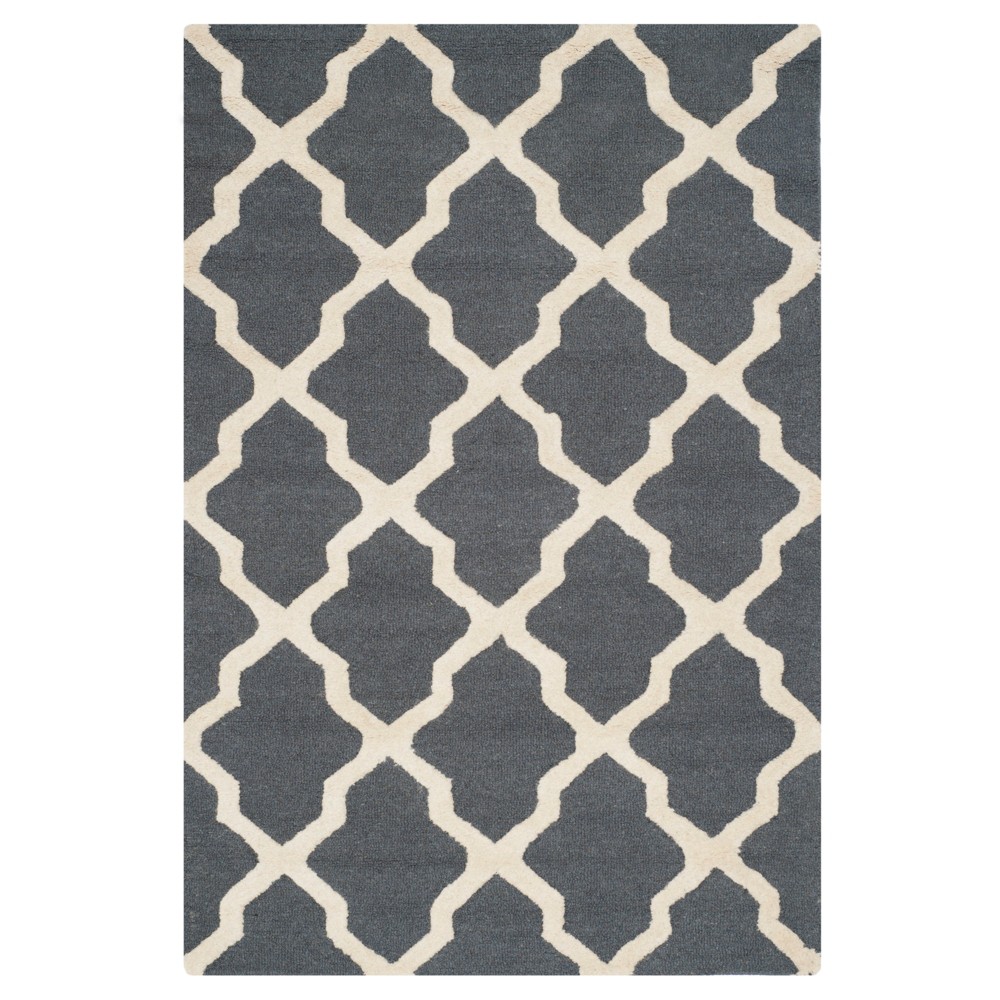 3'x5' Quatrefoil Design Accent Rug Dark Gray/Ivory - Safavieh