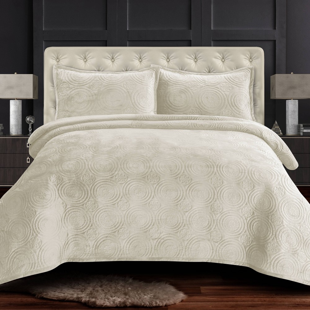 Photos - Bed Linen Tribeca Living Queen Capri Medallion Velvet Oversized Quilt Bedding Set Ivory: Machine Washable, OEKO-TEX Certified