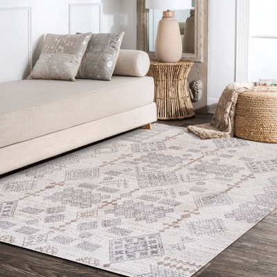 Bhalil 5' x 8' Gray and Beige Geometric Area Rug
