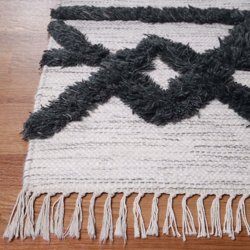 Bohemian Modern Farmhouse Trellis Handmade Wool Indoor Area Rug with Cotton Backing and Fringes by Blue Nile Mills, 4 of 6