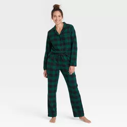 Women's Perfectly Cozy Plaid Flannel Pajama Set - Stars Above™ Green