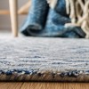 Glamour GLM304 Hand Tufted Area Rug  - Safavieh - 4 of 4