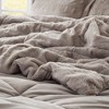Gracie Mills Garrett Back Print Long Fur to Solid Mink Comforter Set - 3 of 4