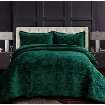 3pc Queen Capri Medallion Velvet Oversized Solid Quilt Set Emerald Green - Tribeca Living