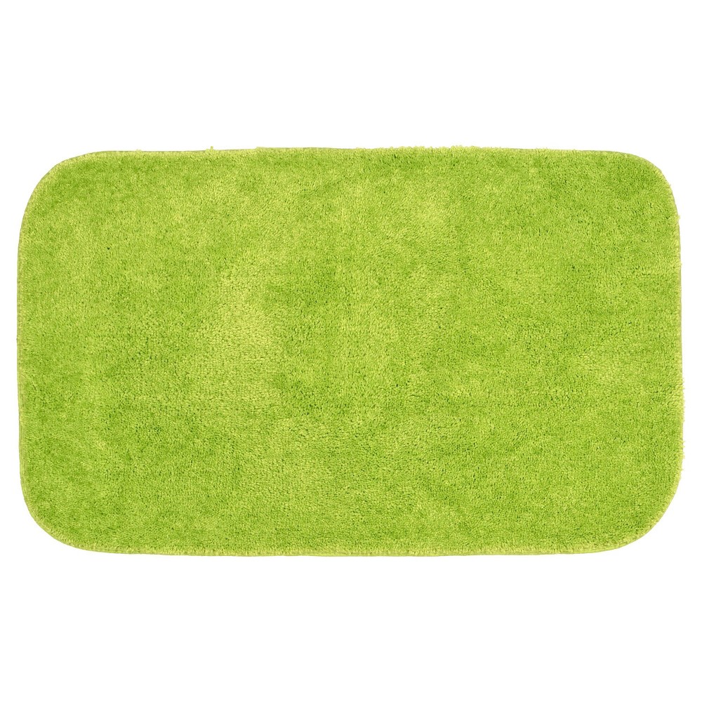  Traditional Plush Nylon Washable Bath Rug Lime