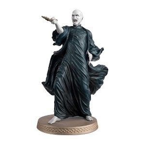 Eaglemoss Limited Eaglemoss Harry Potter Wizarding World 1:16 Figure | 002 Voldemort - 1 of 4