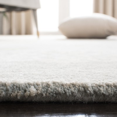 Grey and Ivory Hand-Tufted Wool Area Rug, 7'6" x 9'6"