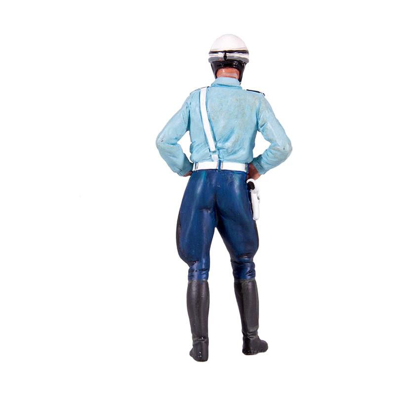 1975-1980 Michel French Police Motorcycle Officer Figurine for 1/18 Scale Models by Le Mans Miniatures, 4 of 5