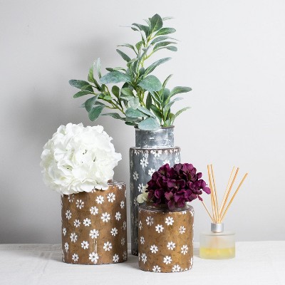 Rustic Gray and White Floral Pattern Metal Decorative Vase
