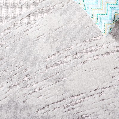 Reversible Easy-Care Geometric Gray Synthetic 7' Square Area Rug